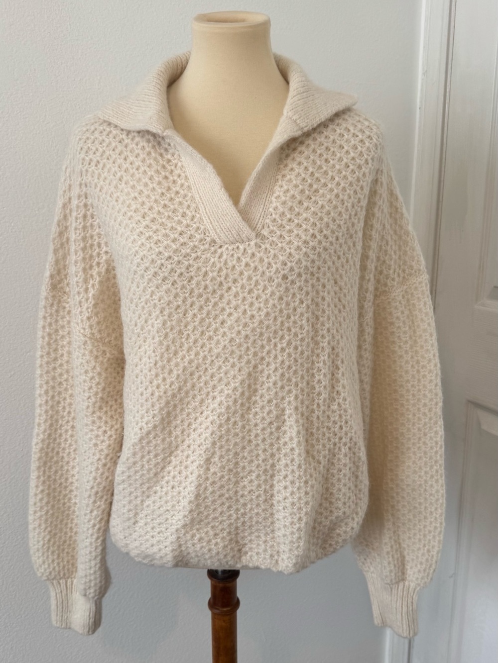 Xirena Ally Open Knit Pullover Sweater Cream Collared V-Neck Alpaca Wool Small - Picture 1 of 11